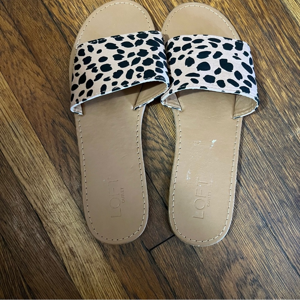 LOFT Leopard Slides Sandals Size 8 US Women's Faux Suede Leather Flat